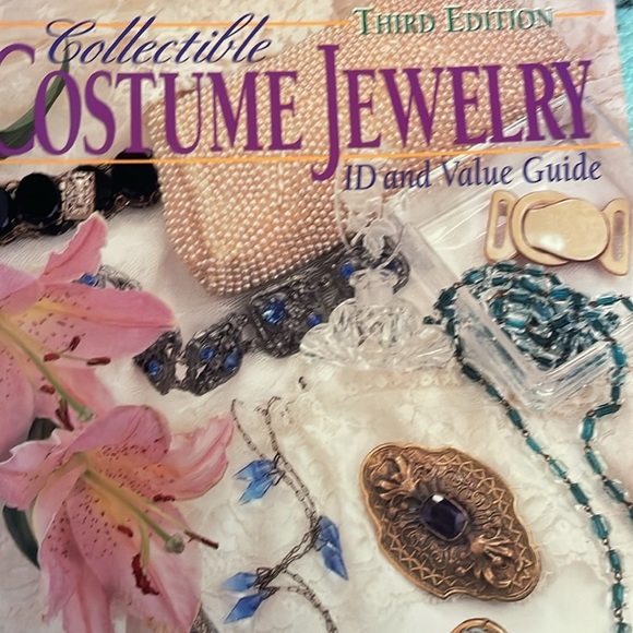 Collectible Costume Jewelry Guide Book - Picture 2 of 9